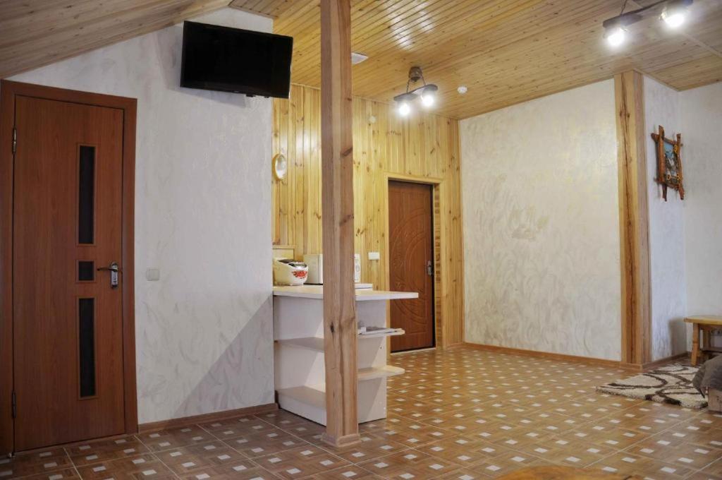 Mini-hotel Yandrusi Kamianets Podilskyi Bagian luar foto